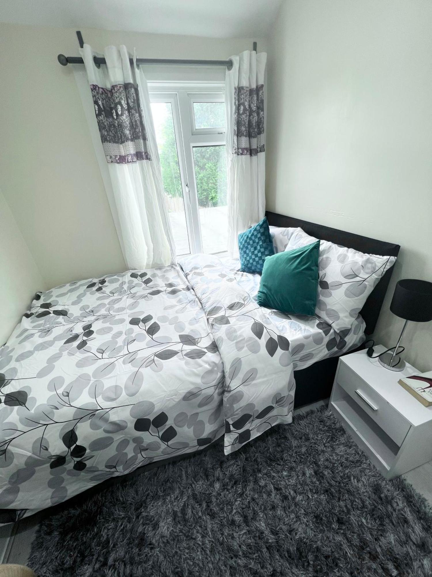 Appartement Cosy Private Flat In London, Free Parking On Premise à Carshalton Extérieur photo