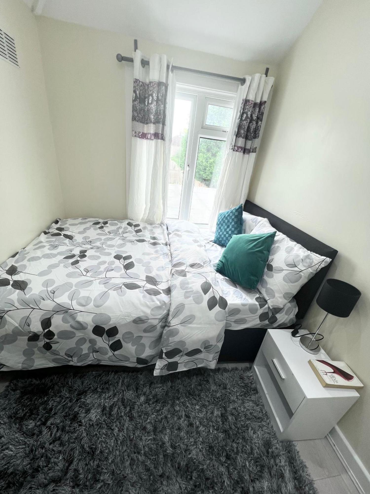 Appartement Cosy Private Flat In London, Free Parking On Premise à Carshalton Extérieur photo